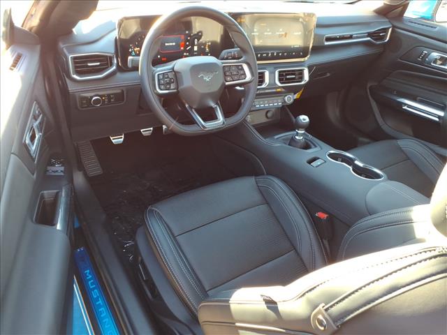 2025 Ford Mustang GT Premium - Photo 8