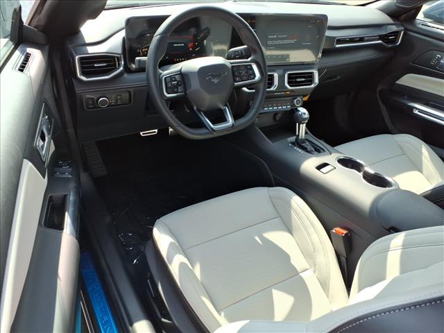 2025 Ford Mustang EcoBoost Premium - Photo 8