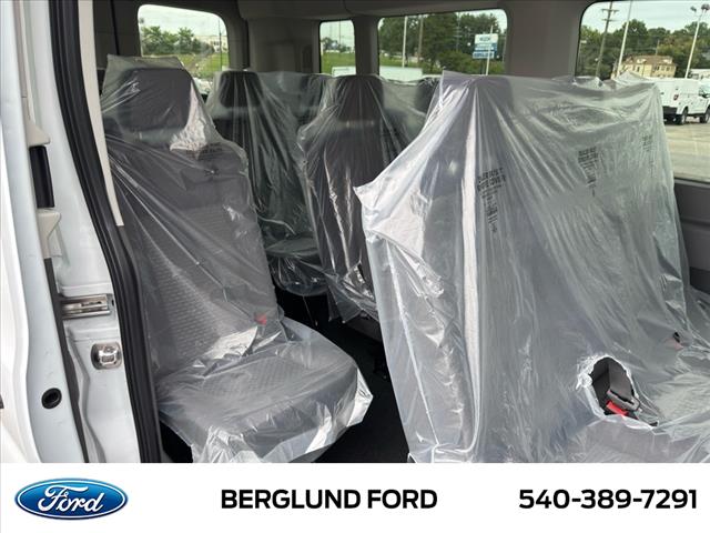 2025 Ford Transit XL - Photo 8