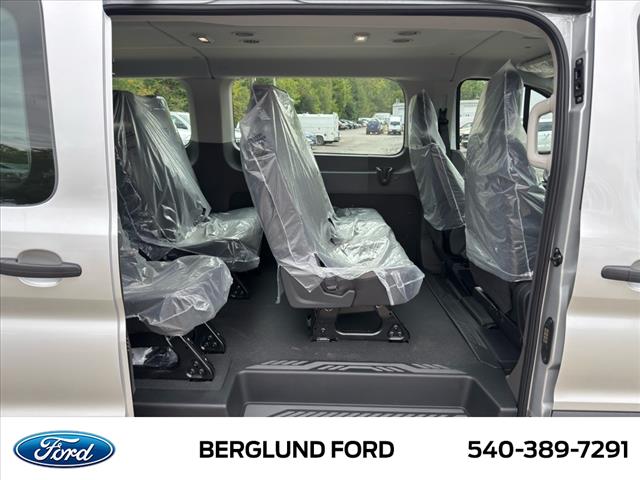 2025 Ford Transit XLT - Photo 8