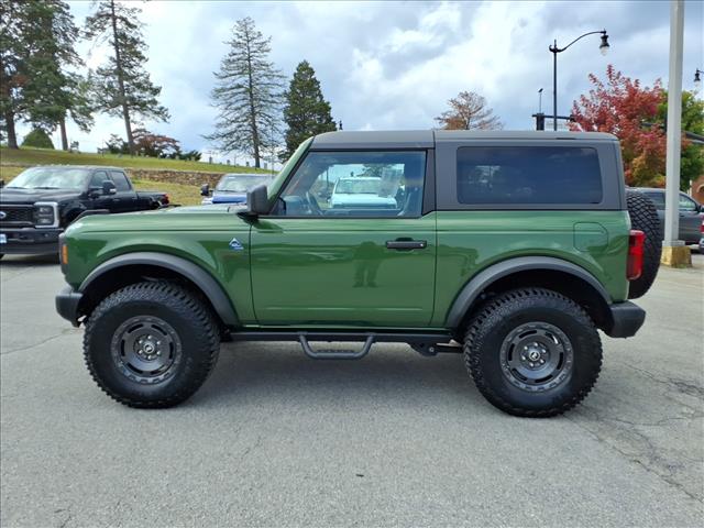 2024 Ford Bronco Black Diamond - Photo 8