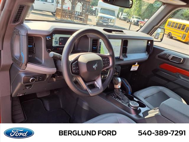 2024 Ford Bronco Black Diamond - Photo 8