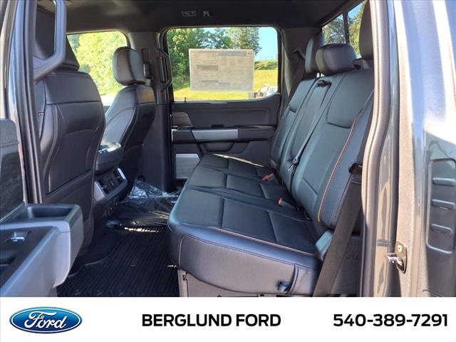 2025 Ford F-150 LARIAT - Photo 8