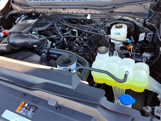 2025 Ford F-350 Super Duty XLT - Photo 8