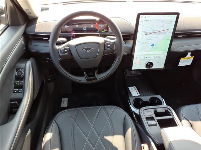 2025 Ford Mustang Mach-E Select - Photo 8