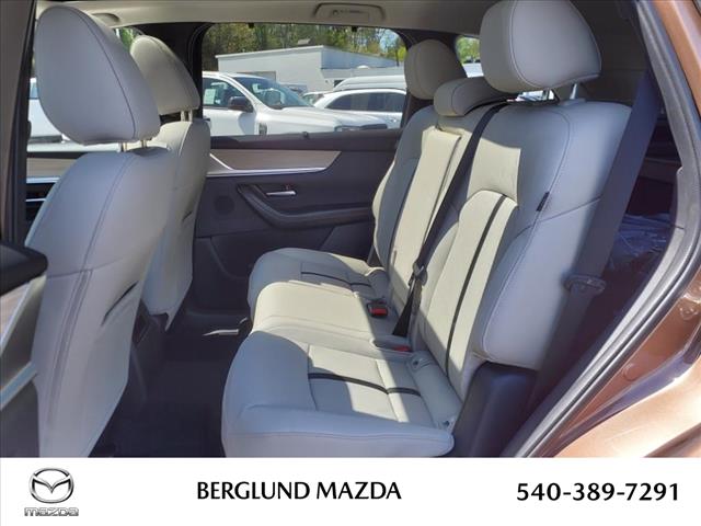 2025 Mazda CX-70 Plug-in Hybrid Premium Package - Photo 8