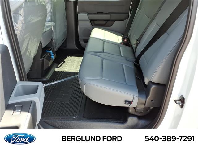 2025 Ford F-350 Super Duty XL - Photo 9