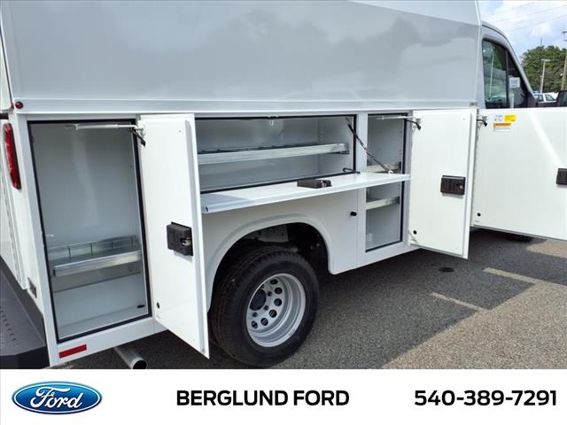 2024 Ford Transit 350 HD - Photo 9