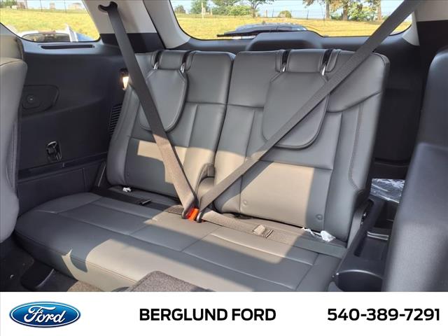 2025 Ford Explorer Active - Photo 9