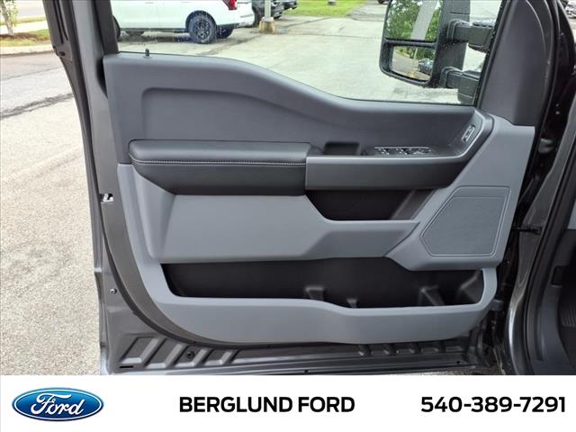 2025 Ford F-250 Super Duty XLT - Photo 9