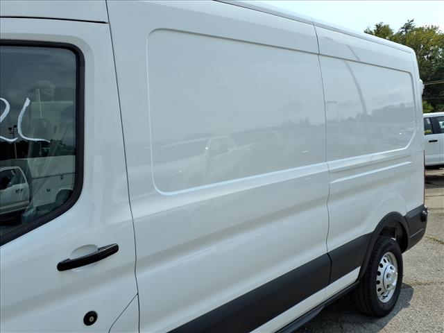 2025 Ford Transit Base - Photo 9