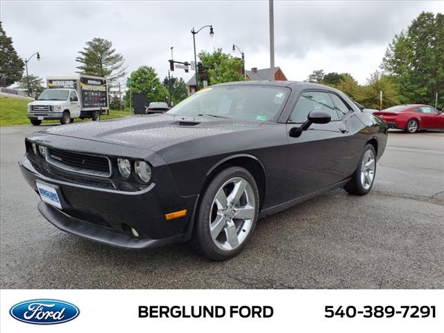 2011 Dodge Challenger SE - Photo 9