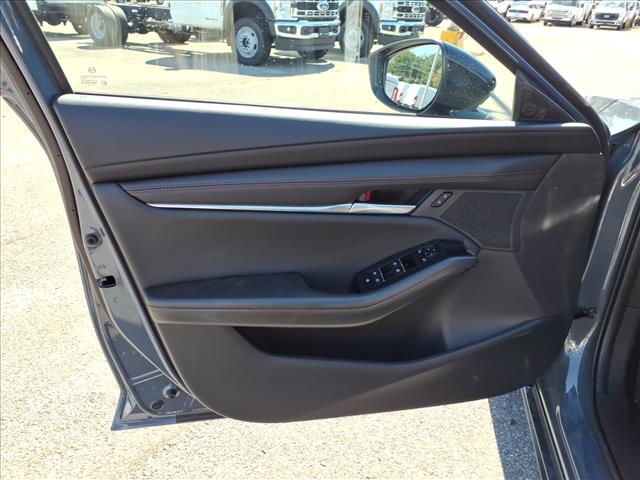 2025 Mazda Mazda3 Sedan 2.5 S Carbon Edition - Photo 9