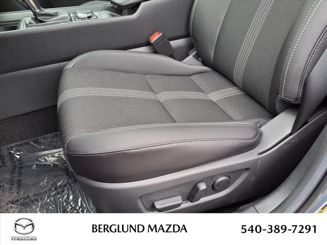 2025 Mazda CX-50 2.5 S Preferred Package - Photo 9