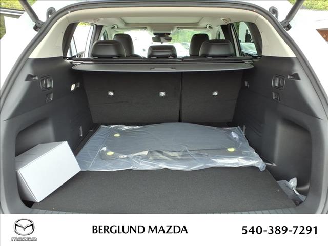 2025 Mazda CX-50 2.5 S Premium Package - Photo 9