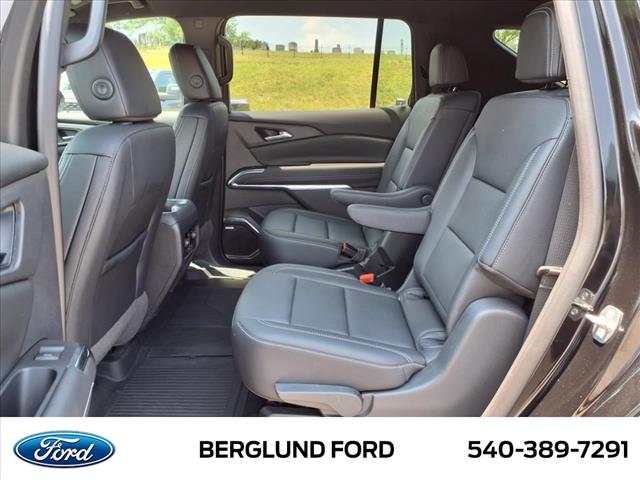 2024 Chevrolet Traverse LT