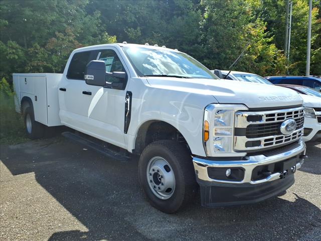 2025 Ford F-350 Super Duty XL