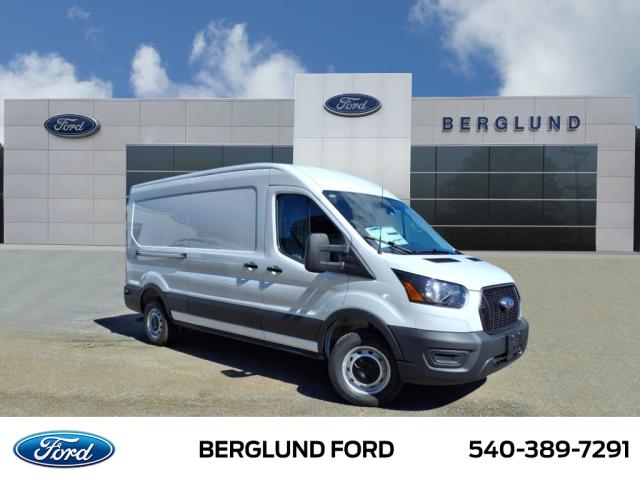 2025 Ford Transit Base