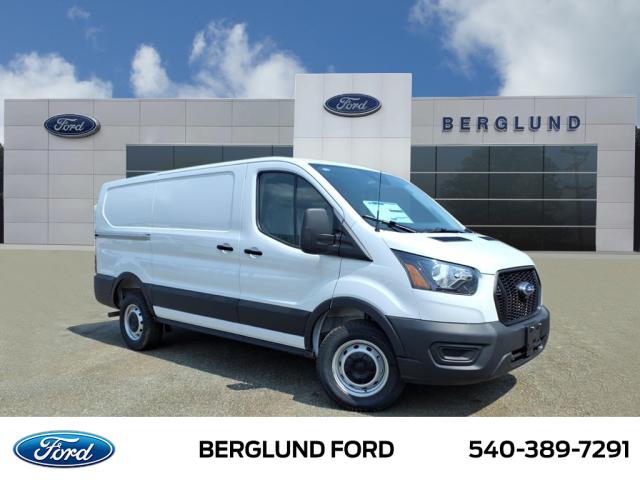 2025 Ford Transit Base