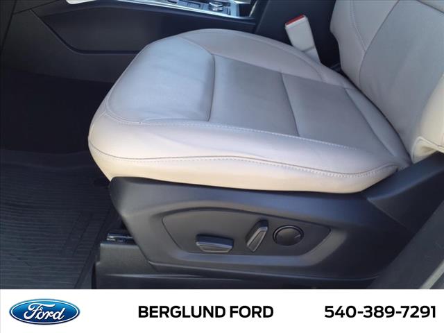 2022 Ford Explorer Hybrid Limited
