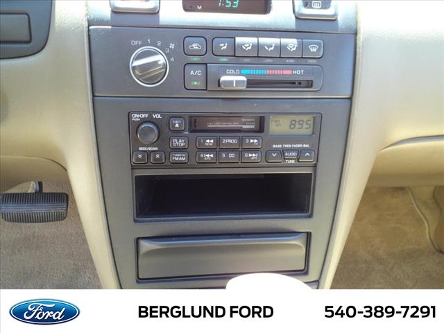 1999 Nissan Maxima
