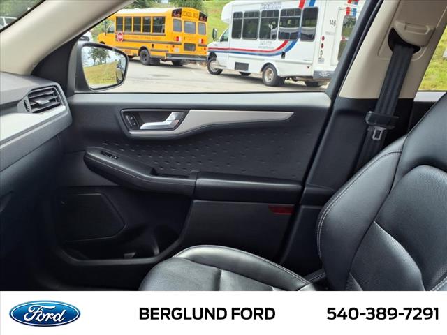 2020 Ford Escape Hybrid SE Sport