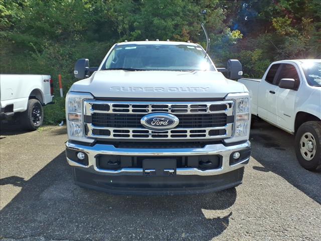 2025 Ford F-350 Super Duty XL
