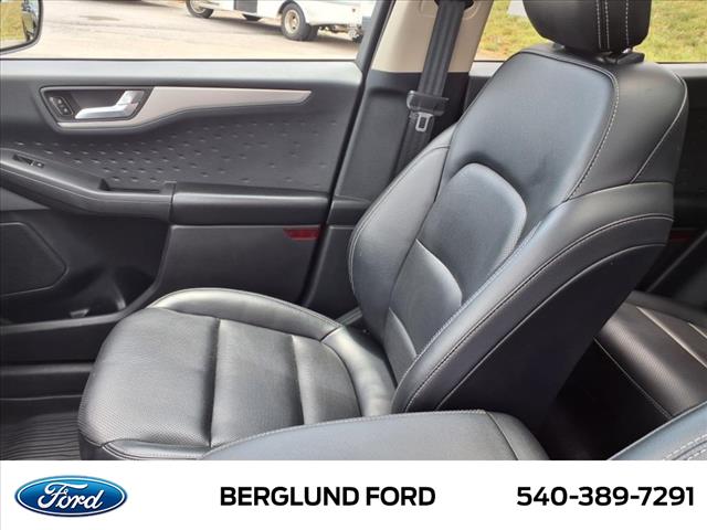 2020 Ford Escape Hybrid SE Sport