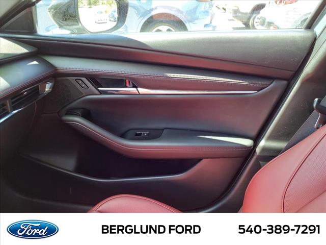 2025 Mazda Mazda3 Hatchback 2.5 S Carbon Edition