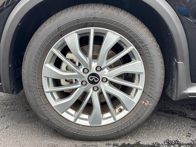 2024 INFINITI QX50 Luxe