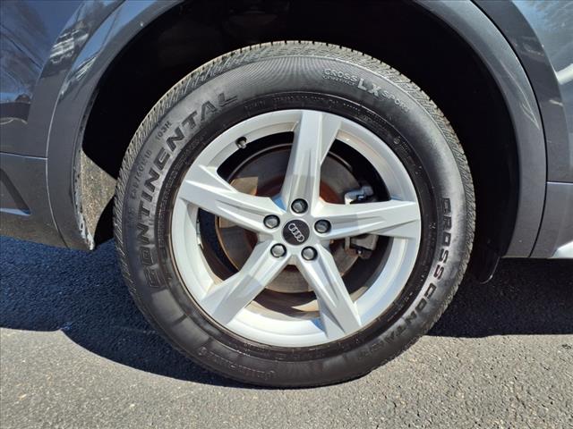 2023 Audi Q5 quattro Premium 40 TFSI