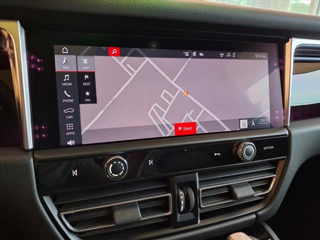 2024 Porsche Macan 