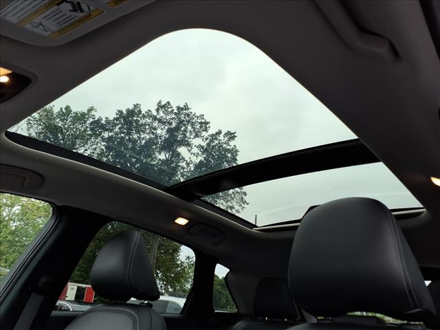 2022 INFINITI QX50 Luxe