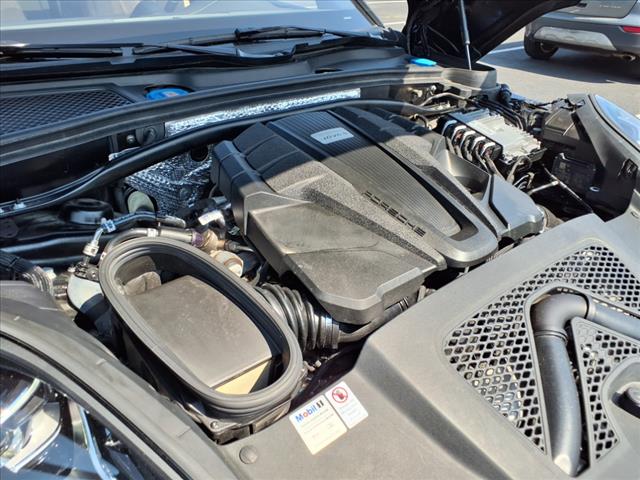 2020 Porsche Macan S