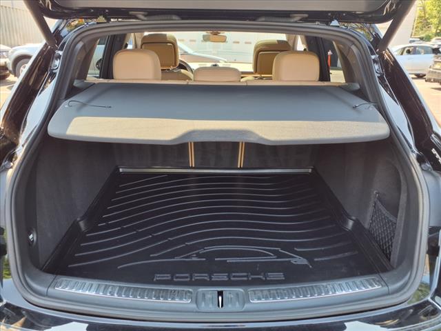 2020 Porsche Macan S