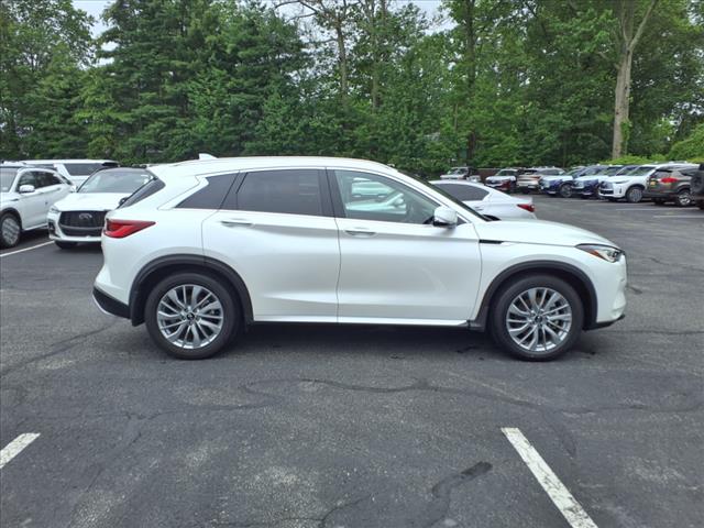 2024 INFINITI QX50 Luxe
