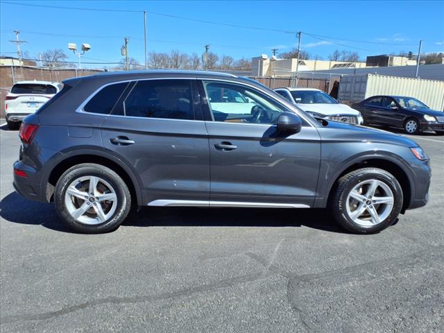 2023 Audi Q5 quattro Premium 40 TFSI