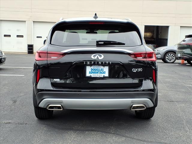 2022 INFINITI QX50 Luxe