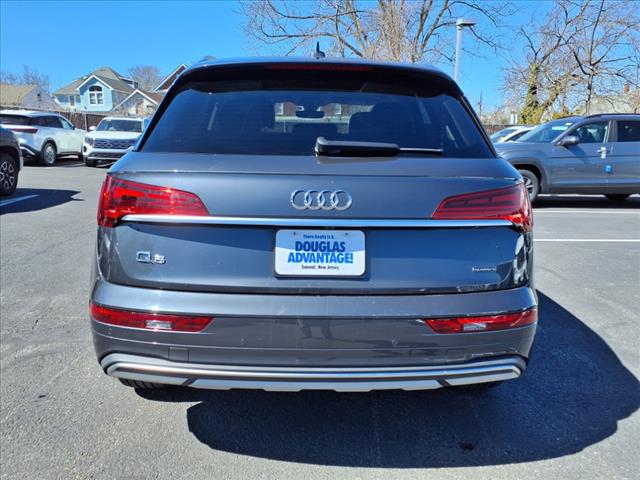 2023 Audi Q5 quattro Premium 40 TFSI