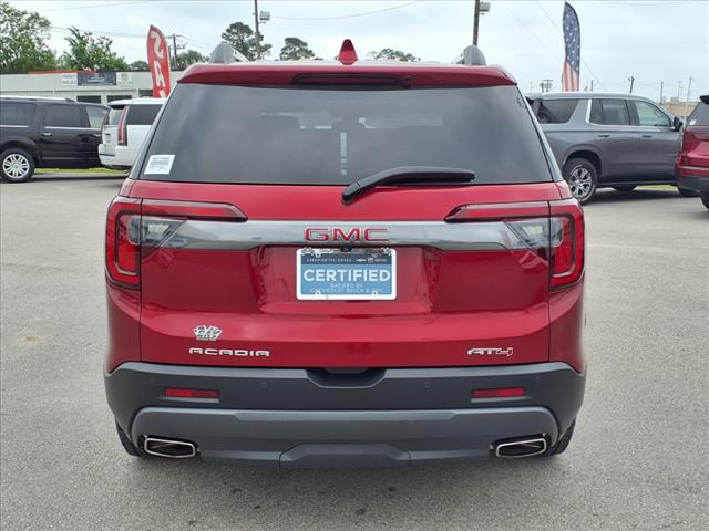 2022 GMC Acadia AT4