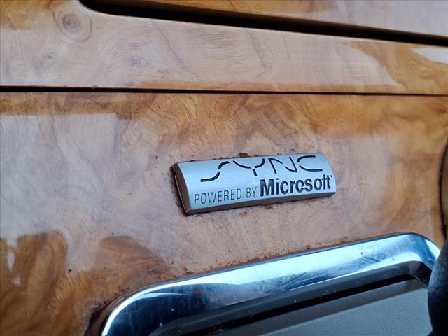 2013 Lincoln Navigator L Base
