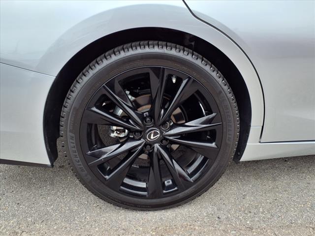 2023 Lexus ES 350 F SPORT Handling
