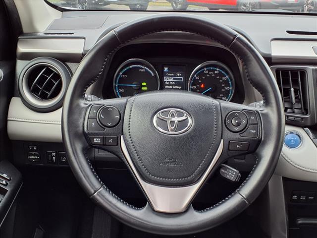 2017 Toyota RAV4 Hybrid XLE