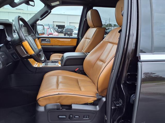 2013 Lincoln Navigator L Base