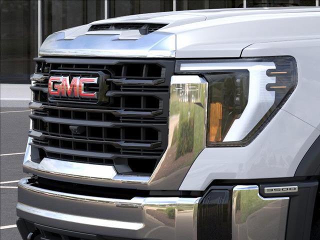 2025 GMC Sierra 3500HD Pro