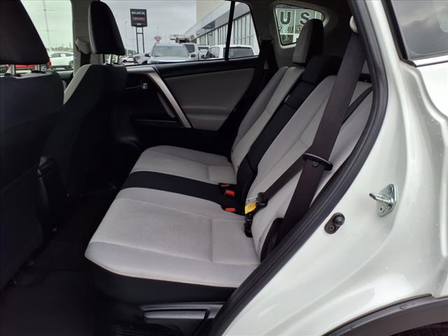 2017 Toyota RAV4 Hybrid XLE
