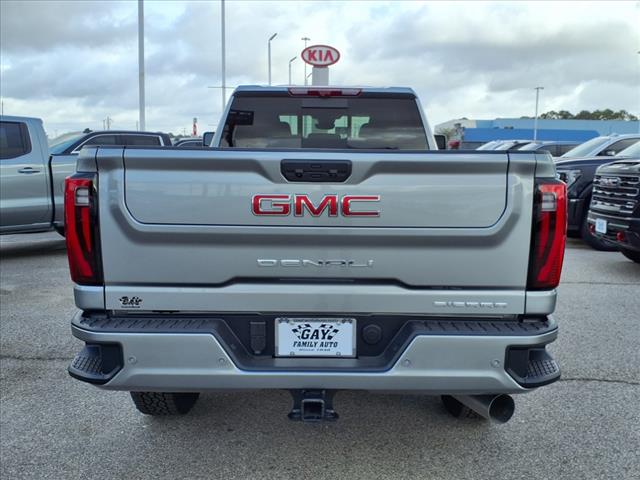 2025 GMC Sierra 2500HD Denali
