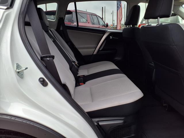 2017 Toyota RAV4 Hybrid XLE