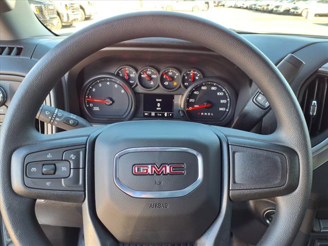 2025 GMC Sierra 2500HD Pro