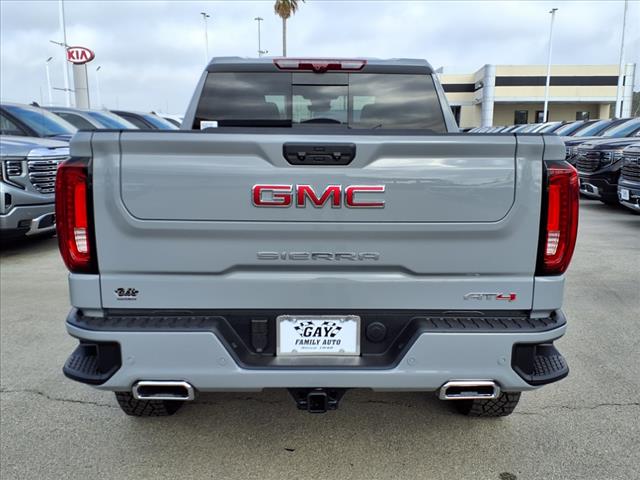 2025 GMC Sierra 1500 AT4
